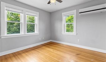 291 Maple Ave 2, Barrington, RI 02806