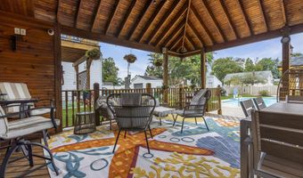 854 Main St, Belford, NJ 07718