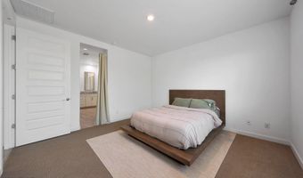 98 E LEO Pl, Chandler, AZ 85249