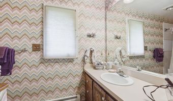 4920 BROOK HILLS Dr, Annandale, VA 22003