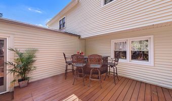 3 Renier Ct, Middletown, NJ 07748