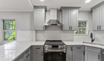28 Walnut Hill Rd, Bethel, CT 06801