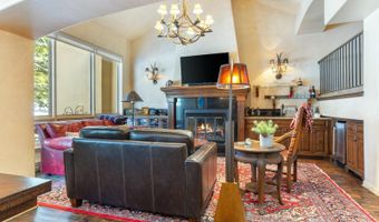 264 Eagle Dr 203, Avon, CO 81620