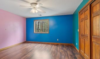17 Stone Pound Ln, Atkinson, NH 03811