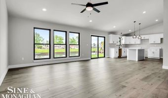 144 Channelsyde Dr, Algonac, MI 48001