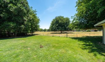 21169 Shelly Ln, Anderson, CA 96007