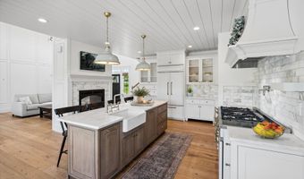 1 Cobtail Way, Bedford, NH 03110