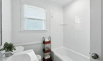 3850 Greenway Pl, Shreveport, LA 71105