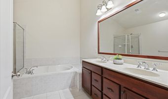 22908 N BROWN Sq, Ashburn, VA 20148