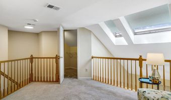 7044 FIELDHURST Ct, Alexandria, VA 22315