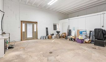 215 E Paquin St, Waterville, MN 56096