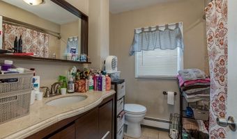 40 Falmouth St, Attleboro, MA 02703