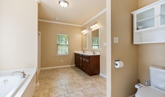 12316 Styles Rd, Bauxite, AR 72011