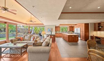 230 E Panana Pl, Kihei, HI 96753