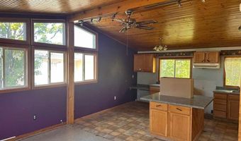 28 Cypress Blvd, Babbitt, MN 55706