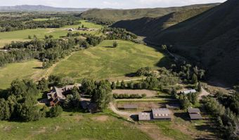 40 Fox Hollow Gulch Rd, Bellevue, ID 83313