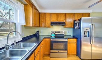 72 Vermont St, Cranston, RI 02920