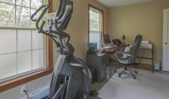 53 Lincolnville Ave, Belfast, ME 04915