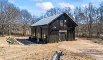 356 W Oak Grove Rd NW, Adairsville, GA 30103