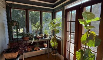 49 Onderdonk Ave, Albany, NY 12208