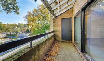 16 DUDLEY Ct 7, Bethesda, MD 20814