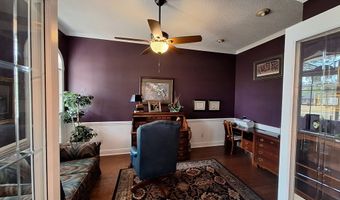 250 Weatherly Dr, Baxley, GA 31513