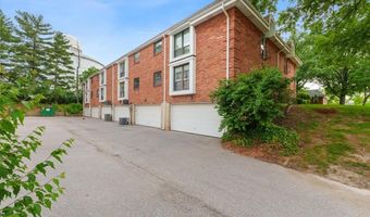 910 Claytonbrook Dr 1, Ballwin, MO 63011