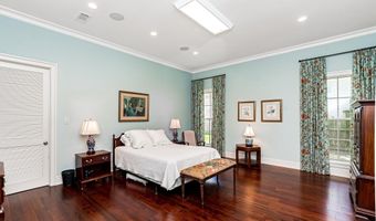 17744 Pecan Shadows Dr, Baton Rouge, LA 70810