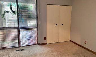 2218 S QUINCY St 1, Arlington, VA 22204