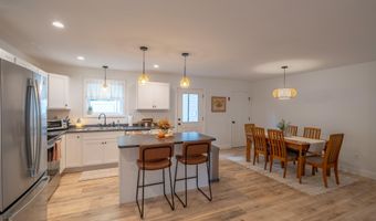 36 Firefly Ln, Bangor, ME 04401