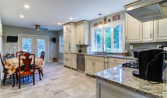 231 Shady Valley Rd, Coventry, RI 02816