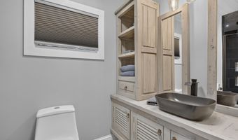 175 NE Stonewall Hts, Abingdon, VA 24210