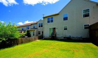 5631 STONECROFT Ln, Allentown, PA 18106
