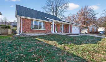 618 Running Creek Dr, Ballwin, MO 63021