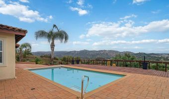 2387 Country Heights Rd, Escondido, CA 92026