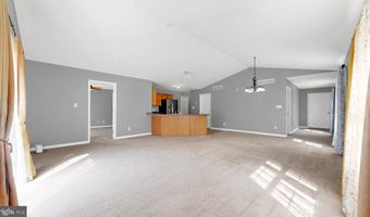 63 N PLANTERS Ln, Dover, DE 19901