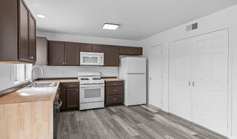 48 Crocker St, Ashland, OR 97520