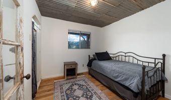 5 Mescalero Rd, Bent, NM 88314