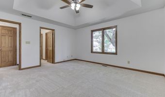 8644 Rahke Rd, Indianapolis, IN 46217