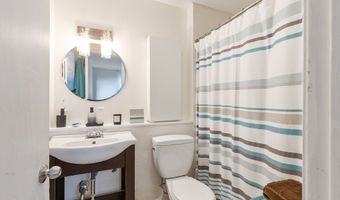 800 Bearses Way 5EC, Barnstable, MA 02601