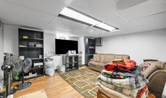 2144 Ridgewood Ave, Alliance, OH 44601