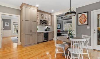 15 Hubbard Ln, Bolton, MA 01740