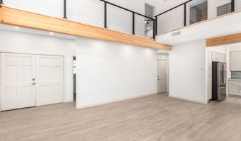 2085 N SUNSET Dr, Chandler, AZ 85225