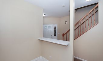 1379 Grandview Ct, Algonquin, IL 60102