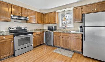 5 St Theresa Ave, Bristol, RI 02809