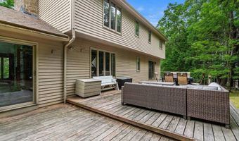 9 Pavillion Rd, Amherst, NH 03031