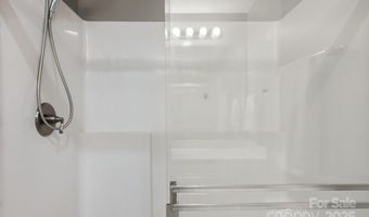 1110 Lynwood Forest Rd, Arden, NC 28704