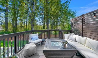 3679 Silver Oak Ct, Bellingham, WA 98226