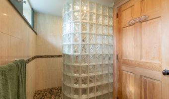 310 Alpine Ln, Burke, VT 05832