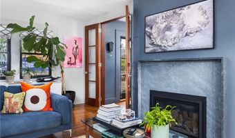 41 Hunter Ave, Newport, RI 02840